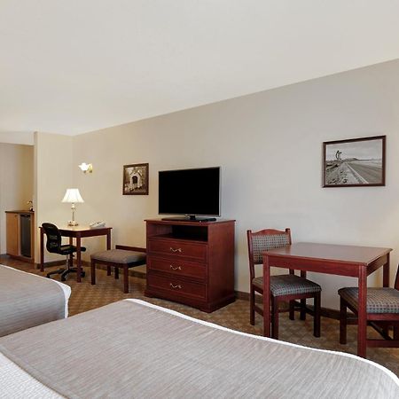 Days Inn By Wyndham Dawson Creek Eksteriør billede
