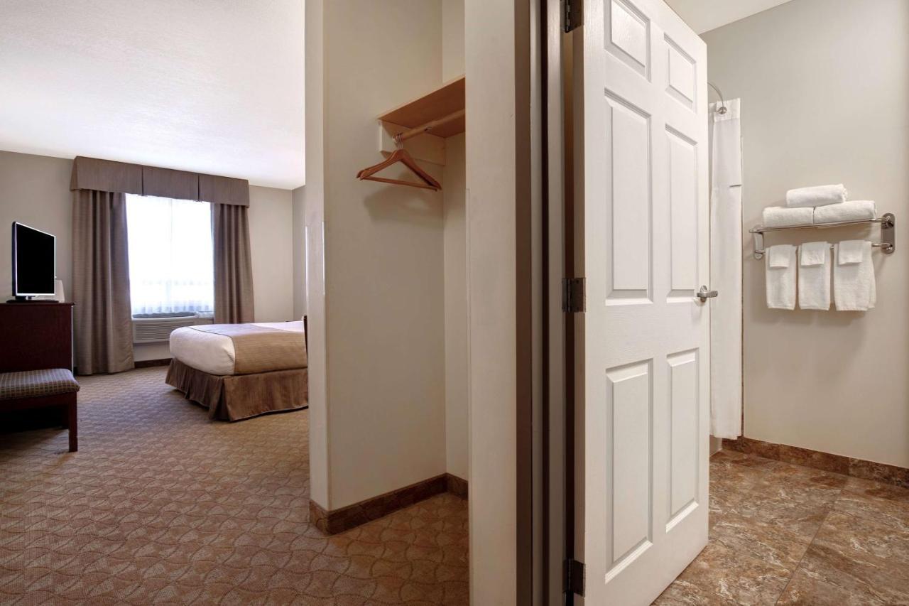 Days Inn By Wyndham Dawson Creek Eksteriør billede