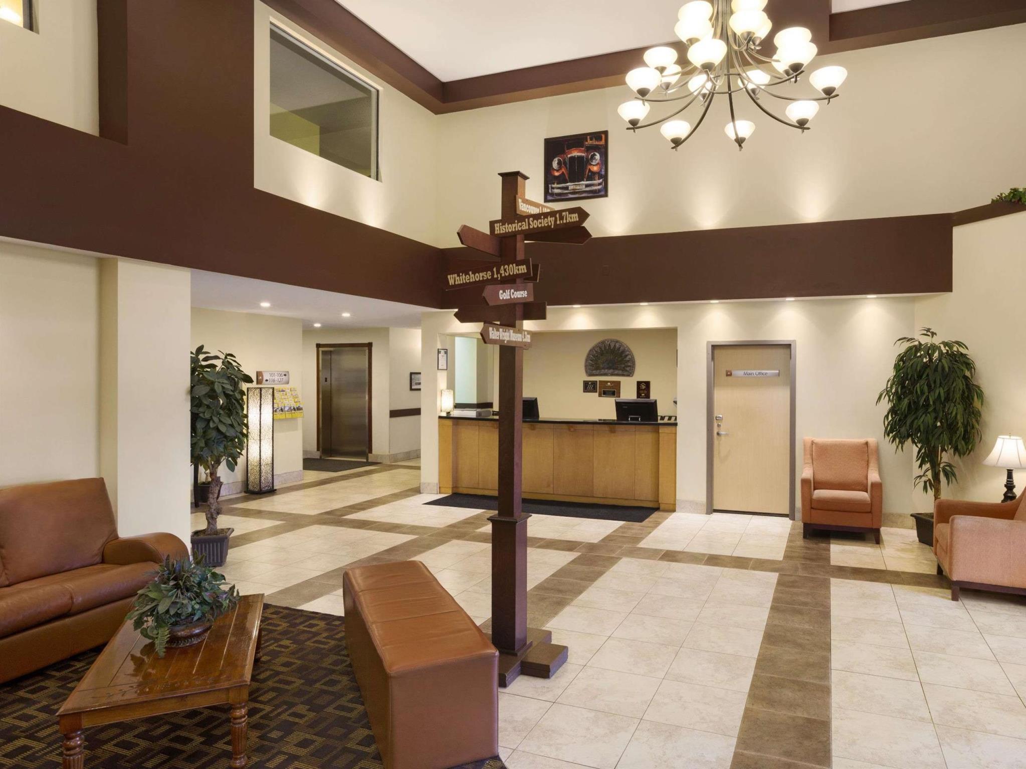 Days Inn By Wyndham Dawson Creek Eksteriør billede