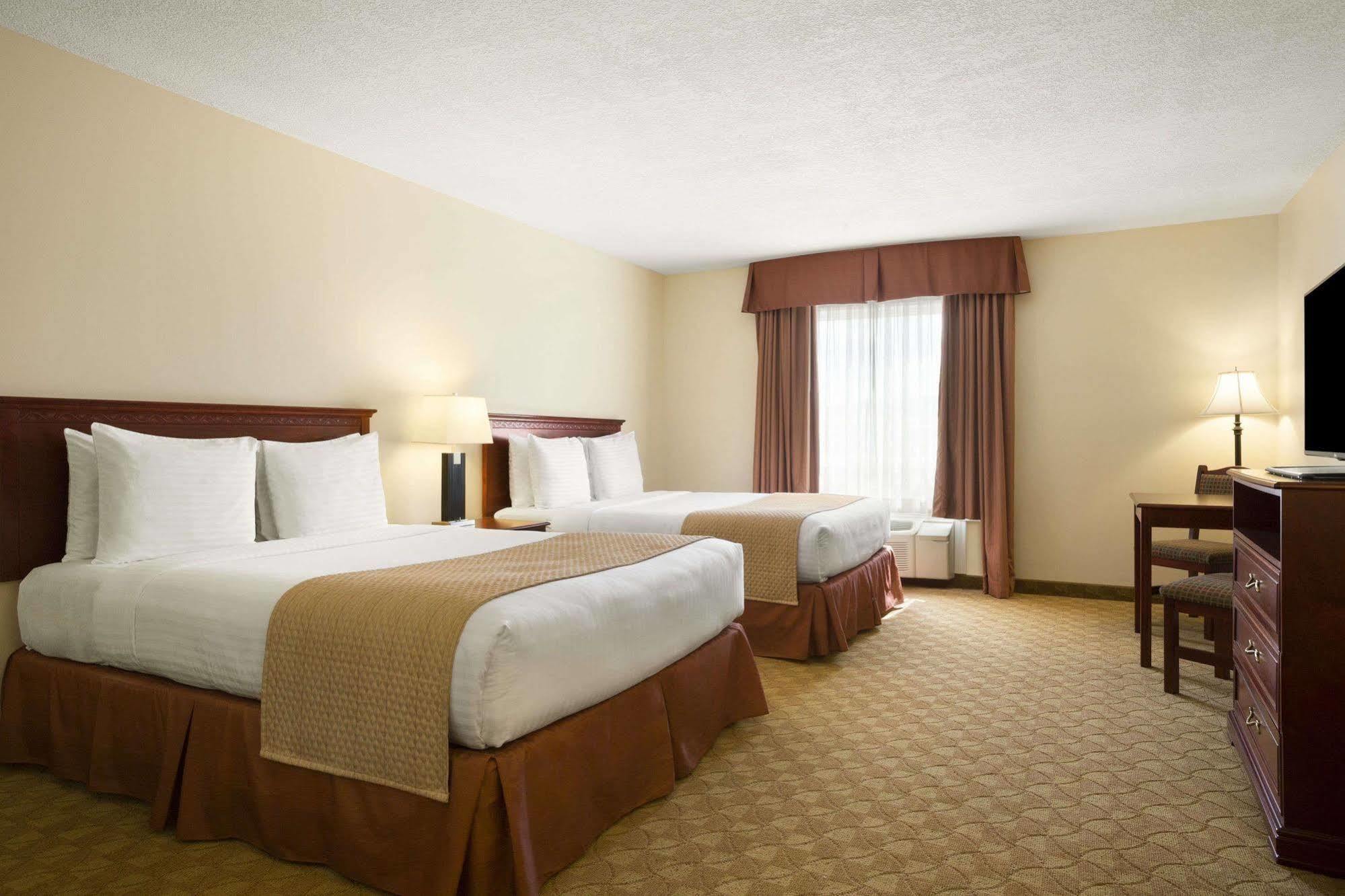 Days Inn By Wyndham Dawson Creek Eksteriør billede